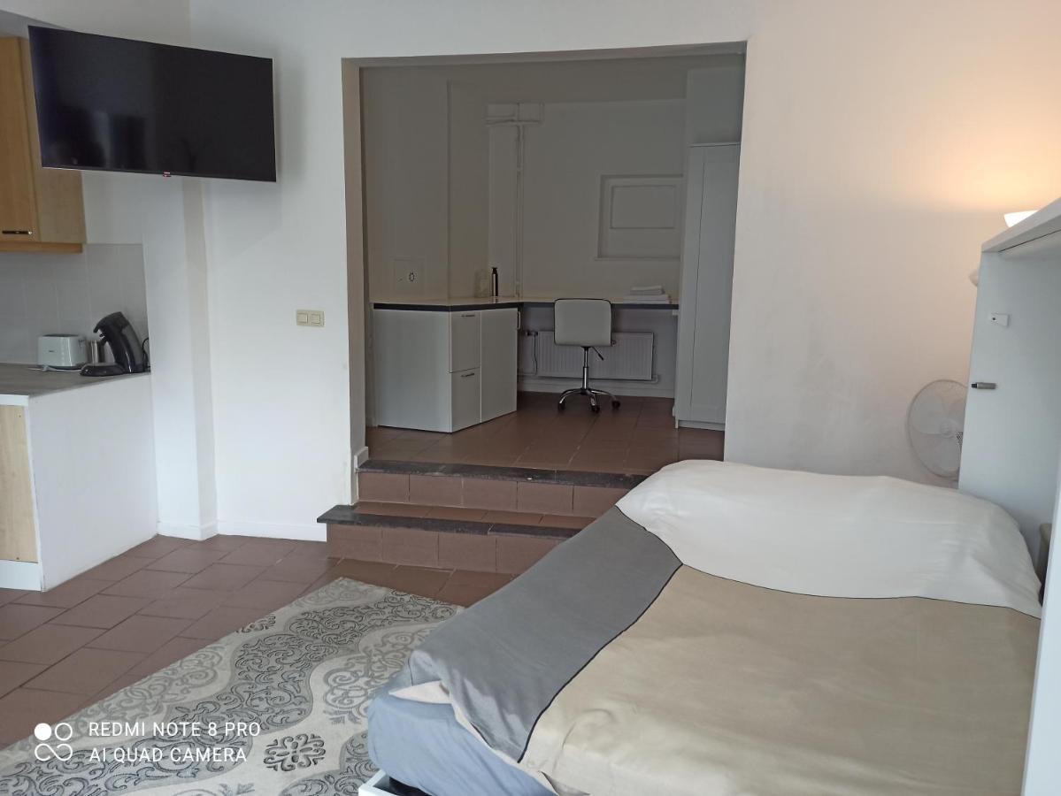 Apartamento Loft cosi à proximité du centre géographique Belge Gembloux Exterior foto